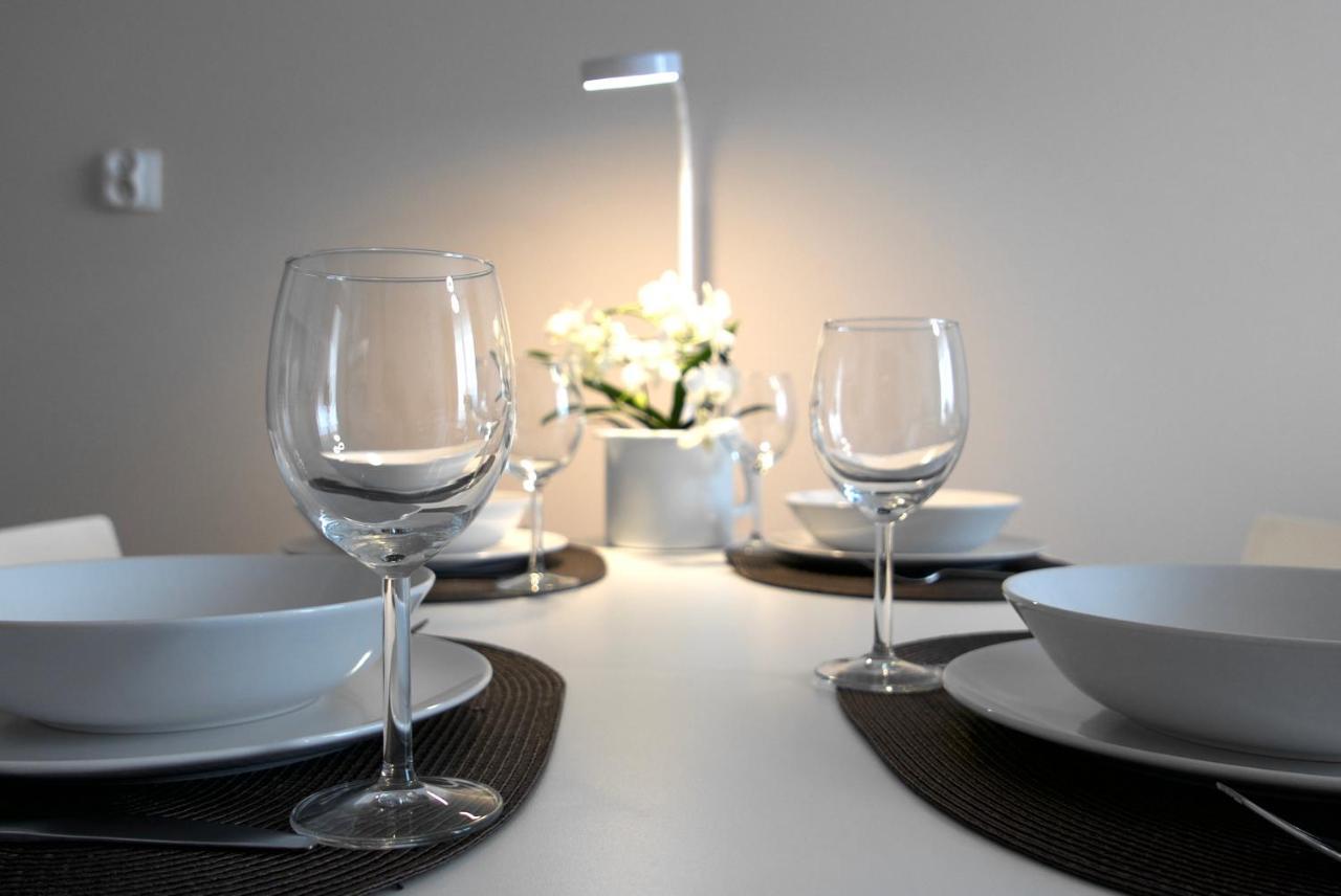 Storczyk & Szampanski Apartamenty Blizej Morza Kolobrzeg Bagian luar foto