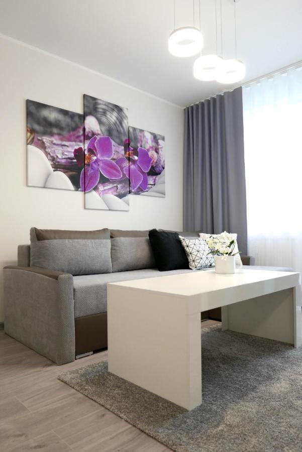 Storczyk & Szampanski Apartamenty Blizej Morza Kolobrzeg Bagian luar foto