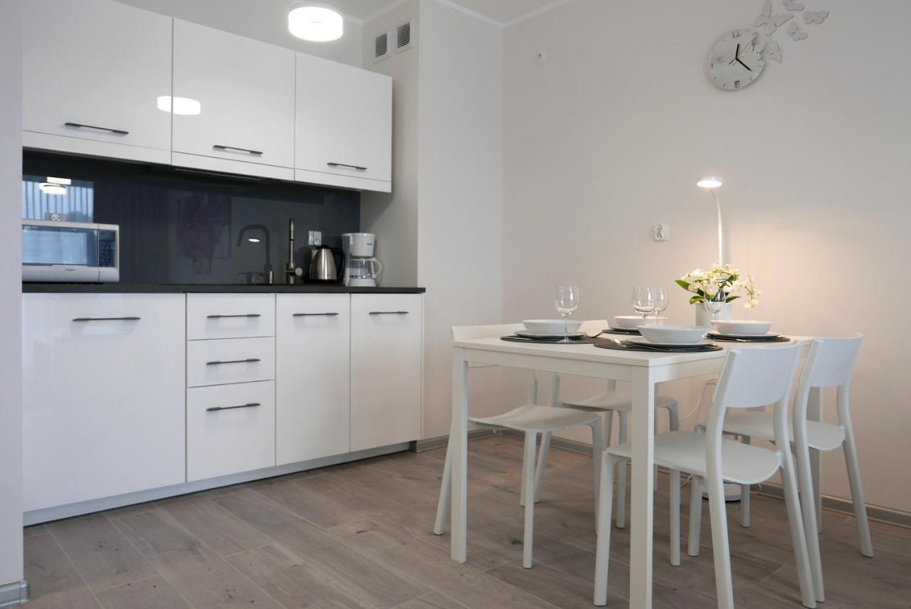 Storczyk & Szampanski Apartamenty Blizej Morza Kolobrzeg Bagian luar foto
