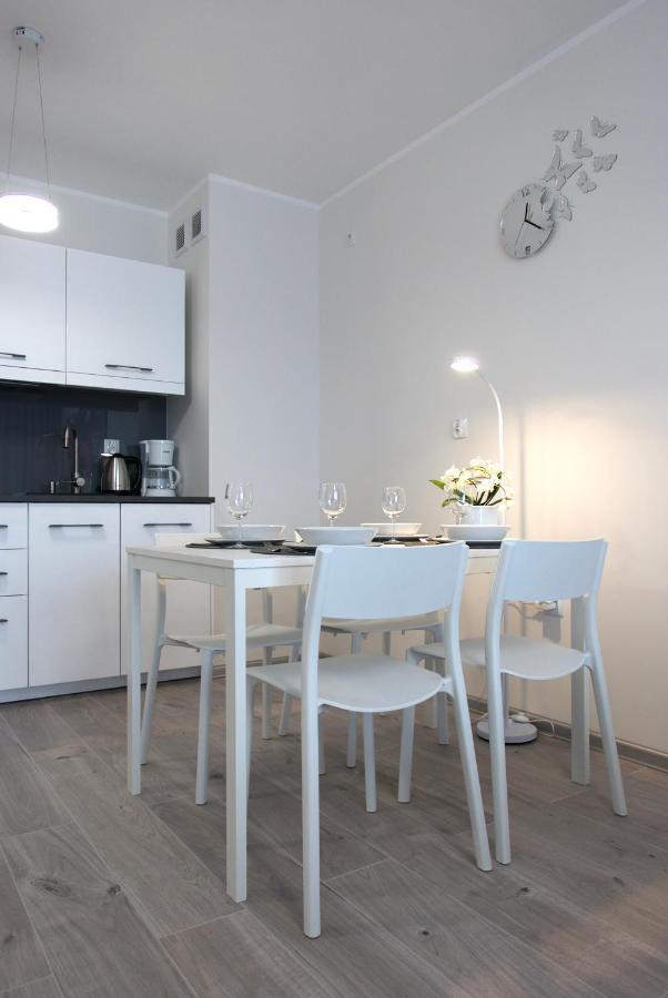 Storczyk & Szampanski Apartamenty Blizej Morza Kolobrzeg Bagian luar foto