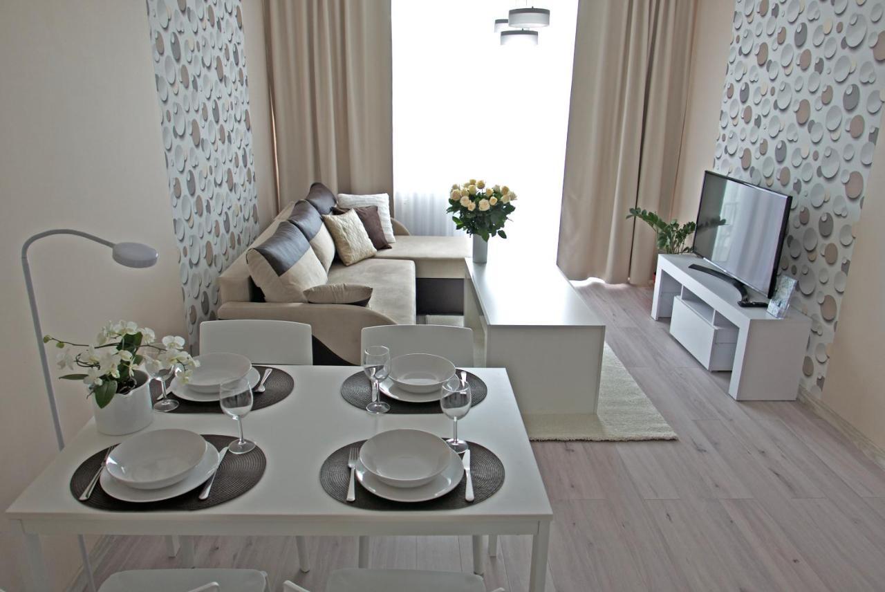 Storczyk & Szampanski Apartamenty Blizej Morza Kolobrzeg Bagian luar foto